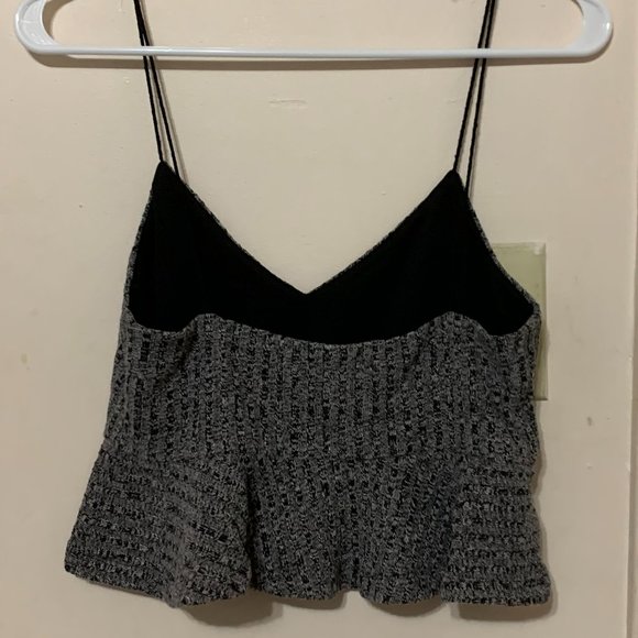 🎉HOSTPICK🎉NBD Cropped Top in Heather Grey Size S - Picture 4 of 4